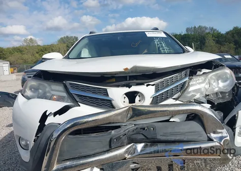 2015 Toyota Rav4 Xle from USA, damaged, VIN JTMRFREV7FD122595